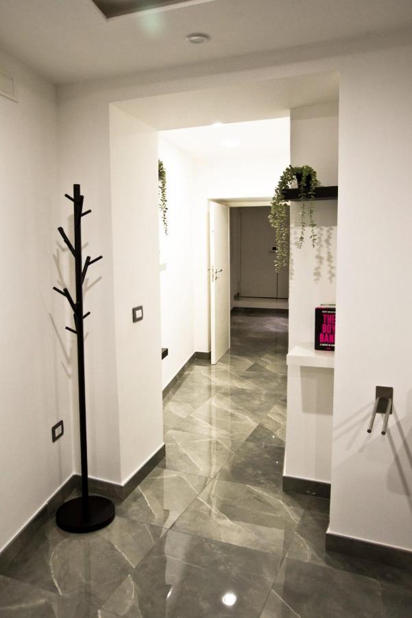 Suite Napoli Sotterranea Con Jacuzzi Exterior foto