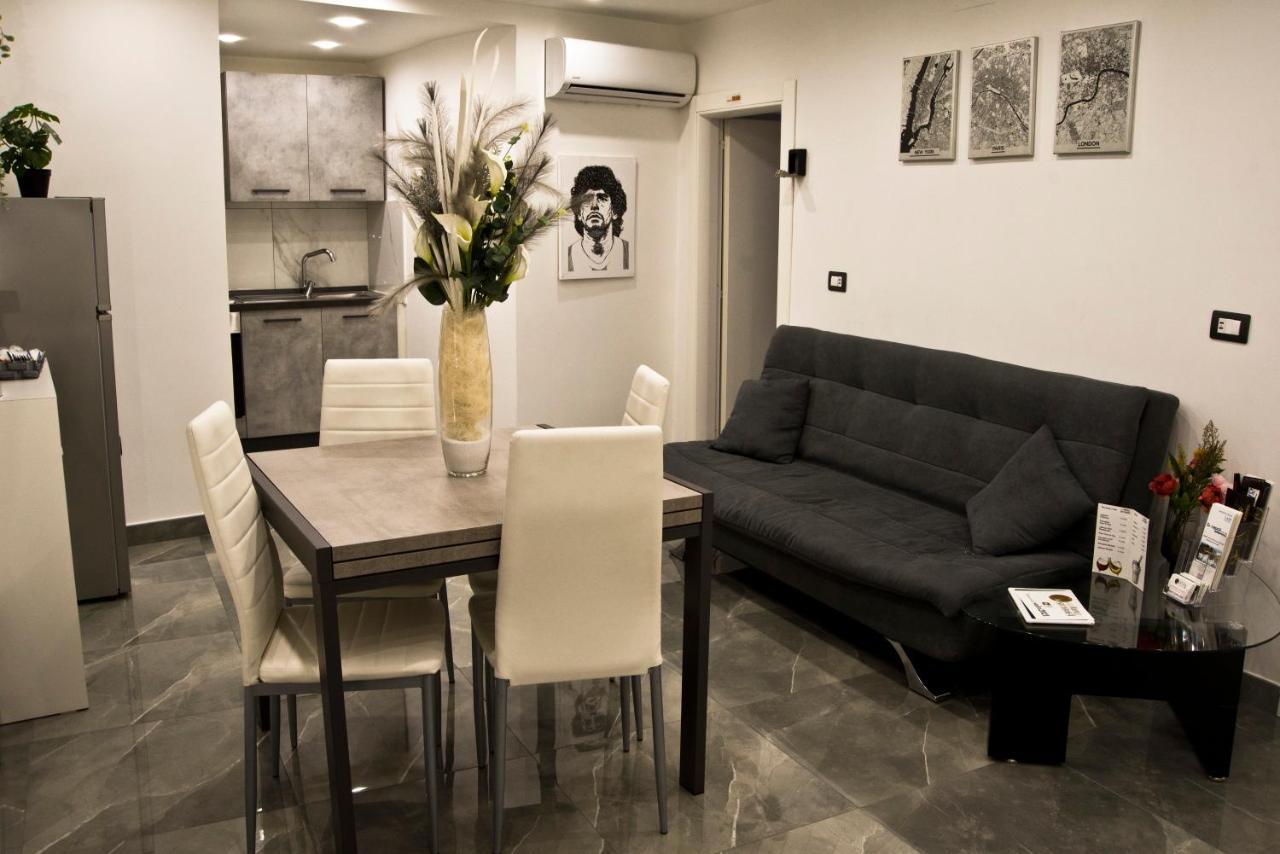 Suite Napoli Sotterranea Con Jacuzzi Exterior foto