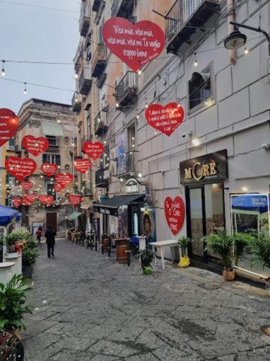 Suite Napoli Sotterranea Con Jacuzzi Exterior foto