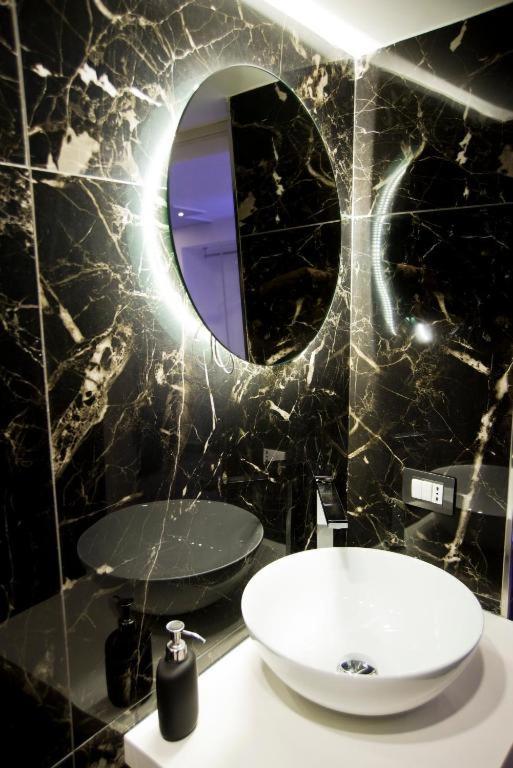 Suite Napoli Sotterranea Con Jacuzzi Exterior foto