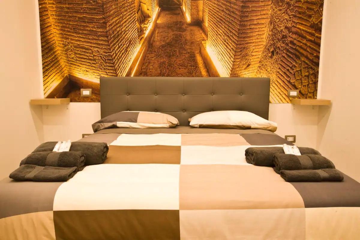 Suite Napoli Sotterranea Con Jacuzzi Exterior foto
